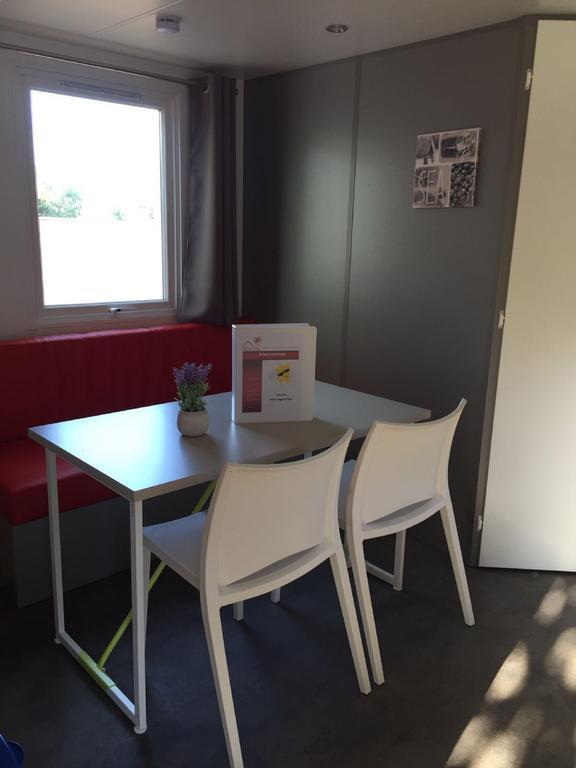 Chaletrent - Stacaravans Saint-Aygulf Hotell Fréjus Eksteriør bilde